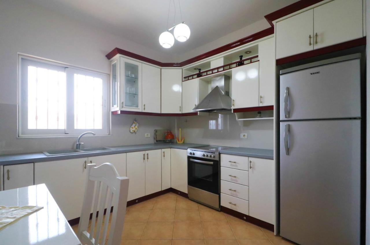 Apartments Vila Roboci Saranda Extérieur photo