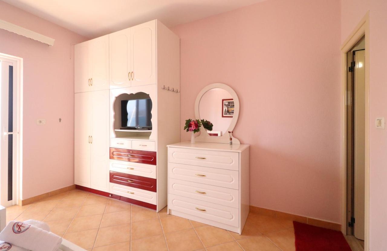 Apartments Vila Roboci Saranda Extérieur photo
