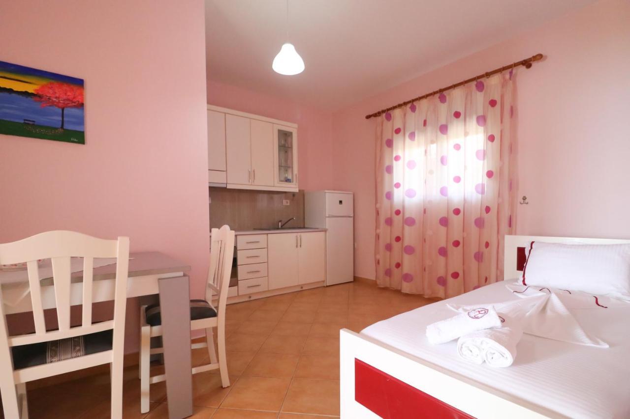 Apartments Vila Roboci Saranda Extérieur photo