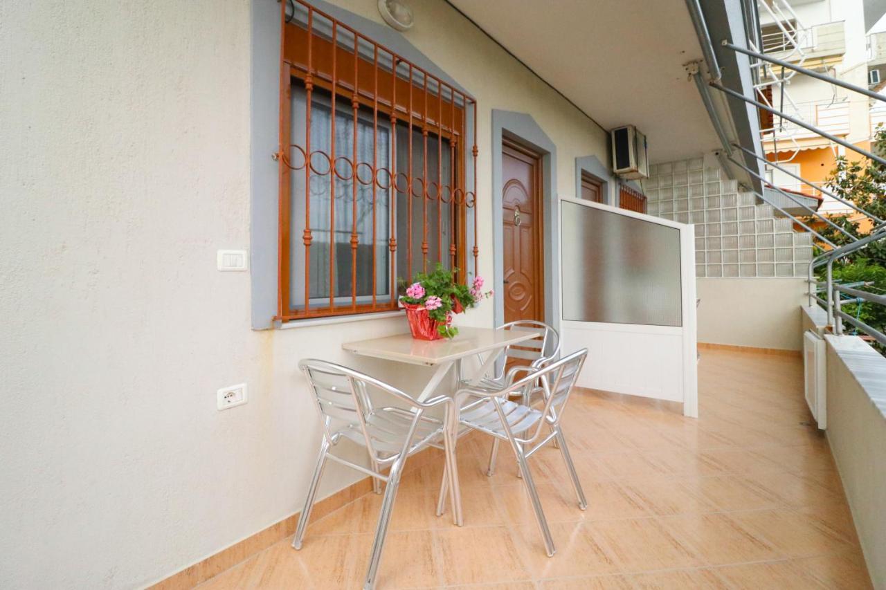 Apartments Vila Roboci Saranda Extérieur photo